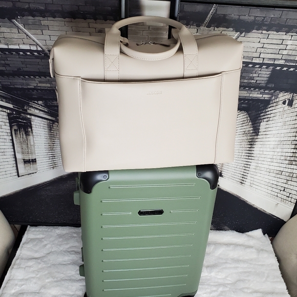 NWT MONOS METRO DUFFEL Carry-on - Picture 5 of 17
